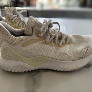 Adidas Bounce Tennis Shoe - Men’s 10